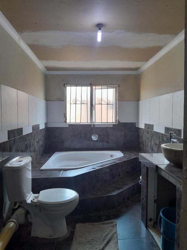 10 Bedroom Property for Sale in Zwelihle Western Cape